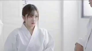 桃子移植无套后入极品少妇射得背上满满都是